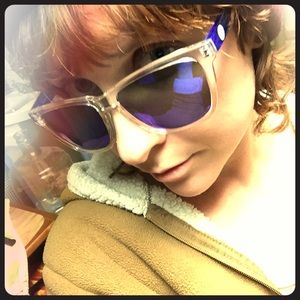 Sunski SunGlasses Clear Blue